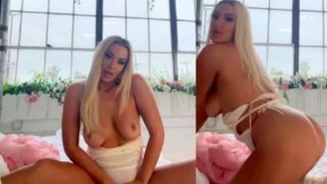 Tana Mongeau nude leaked video  