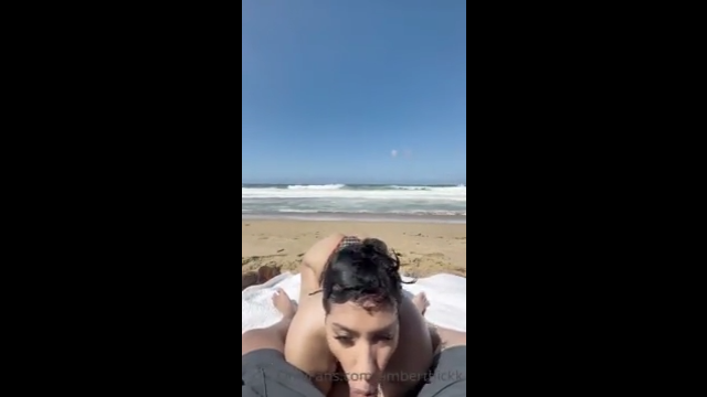 PAWG Amber Fucking on the beach
